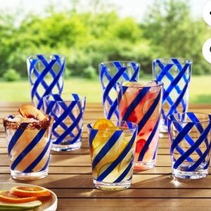 (5)Acrylic 8 piece  drinkware set